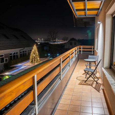 Apartma Ajja Sencur Ngoại thất bức ảnh