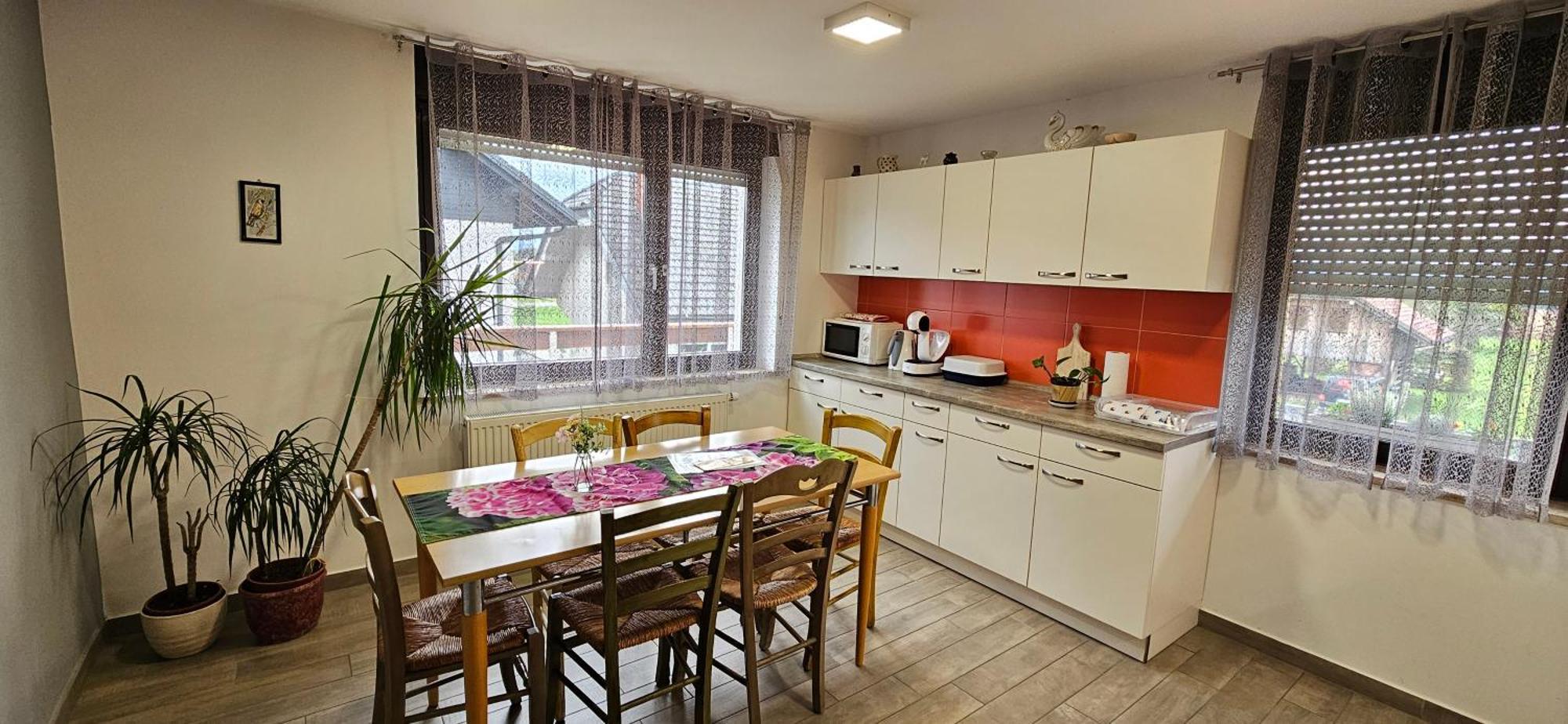 Apartma Ajja Sencur Ngoại thất bức ảnh