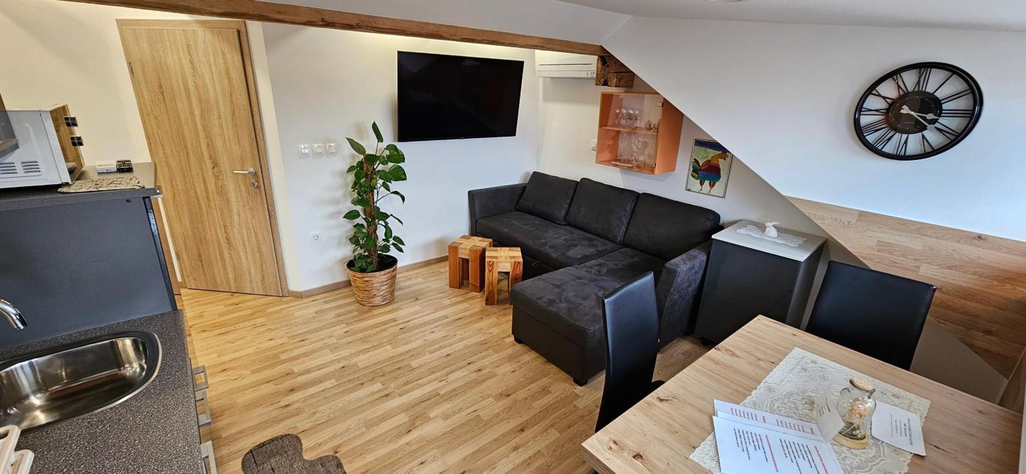 Apartma Ajja Sencur Ngoại thất bức ảnh