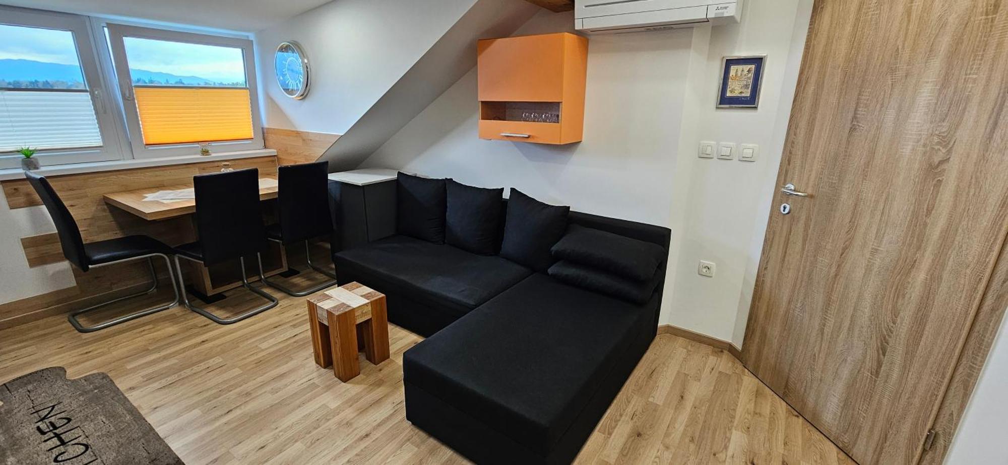Apartma Ajja Sencur Ngoại thất bức ảnh
